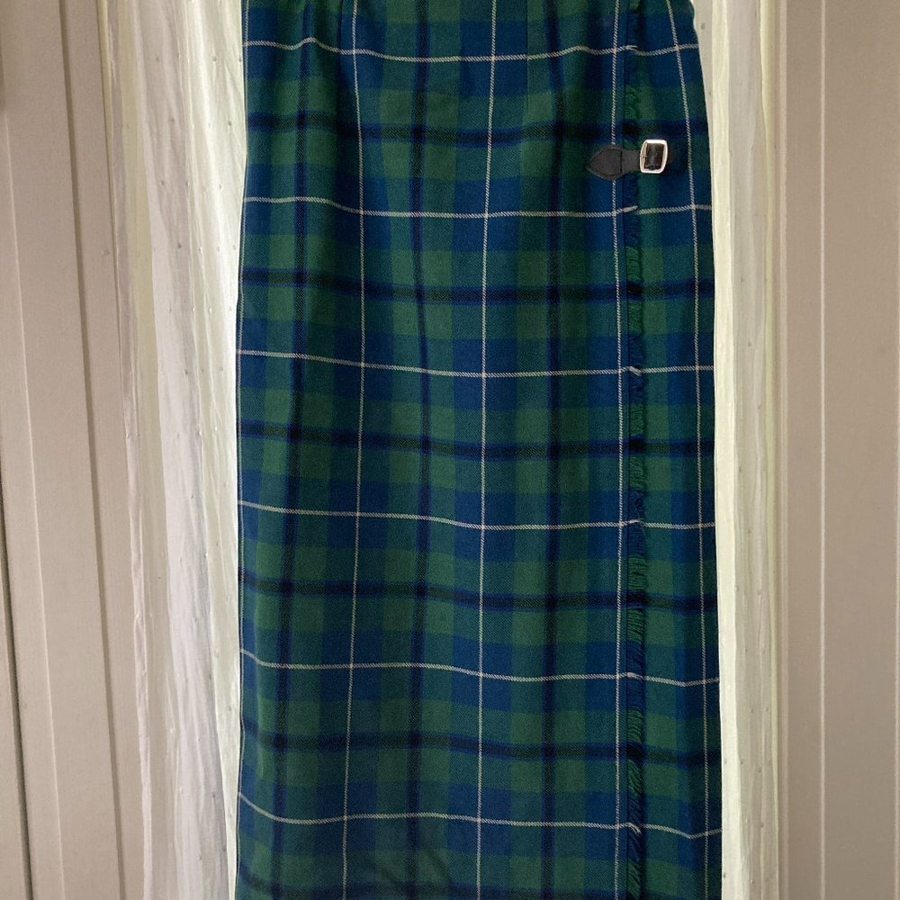 Vintage plaid mid-length kilt; made in Scotland